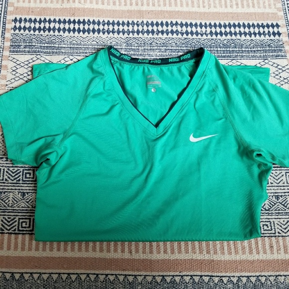 Nike Tops - nike ▪ dry fit shirt